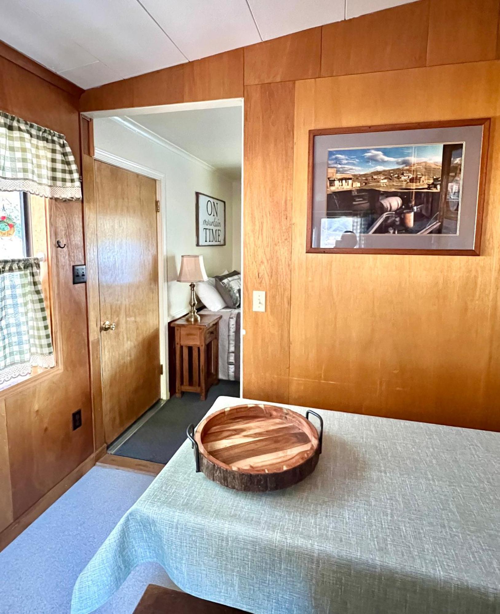 Willow Springs Resort Μπρίτζπορτ Εξωτερικό φωτογραφία